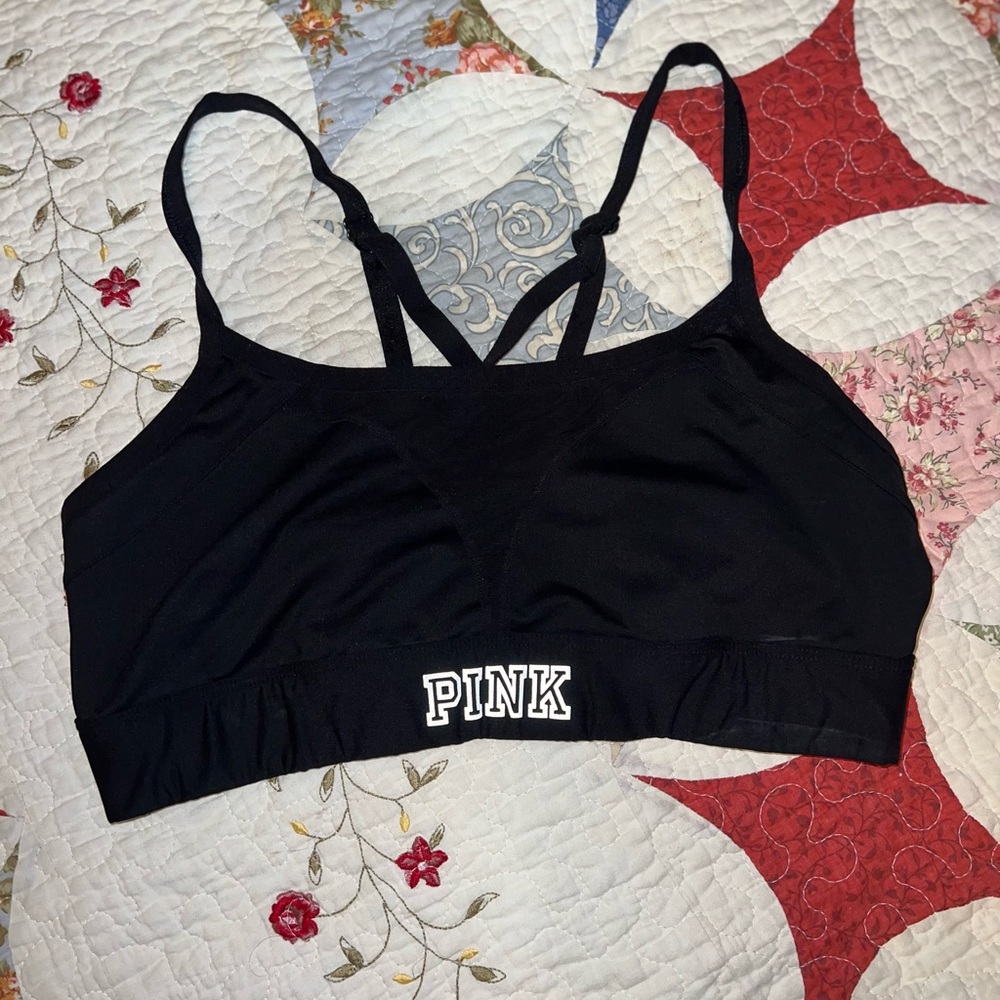 VS Pink sports bra size Lg